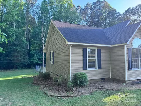 550 Graves Ln, Pageland, SC 29728 photo 2