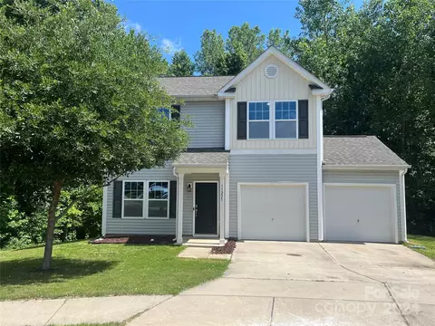 11223 Deer Stand Ct, Charlotte, NC 28214