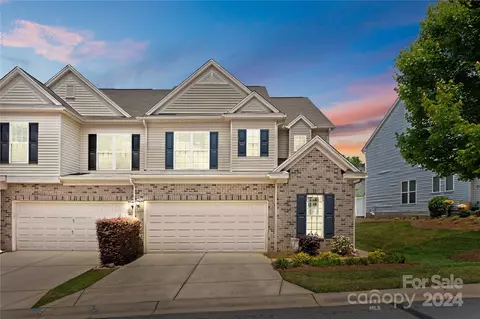 4772 Mount Royal Ln, Charlotte, NC 28210