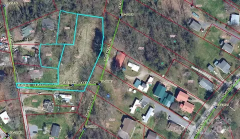 14 Holcombe Rd, Candler, NC 28715