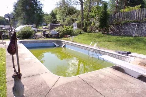143 Johnson St, Canton, NC 28716 photo 15