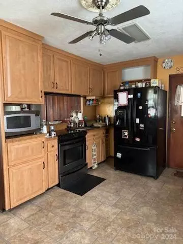 143 Johnson St, Canton, NC 28716 photo 35