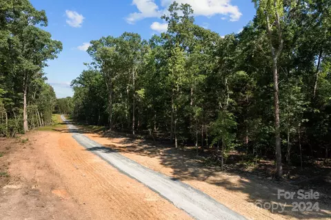 Raggle Road, Gold Hill, NC 28071