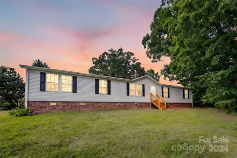 255 Hardin Cir, Grover, NC 28073