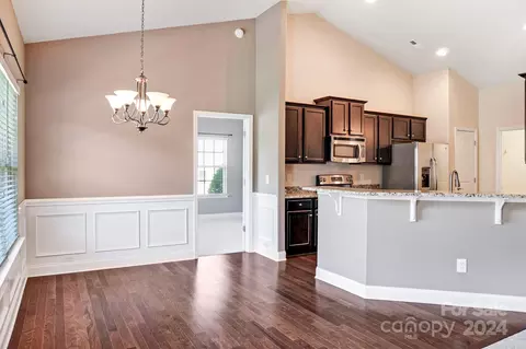 7228 Kenyon Dr, Denver, NC 28037 photo 6