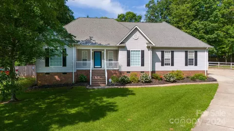 1753 Rosewood Ln, Lancaster, SC 29720