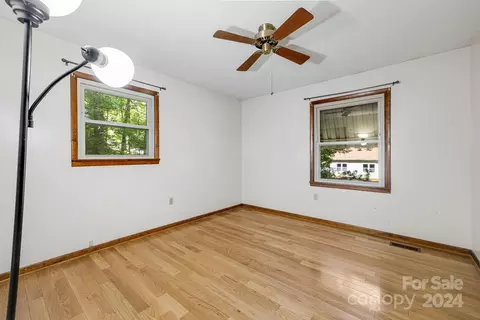 209 Cobblestone Dr, Marion, NC 28752 photo 20