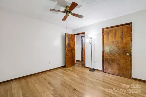 209 Cobblestone Dr, Marion, NC 28752 photo 21