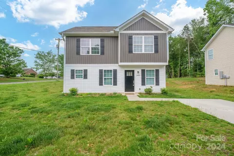 2401 Crescent Ln, Gastonia, NC 28052