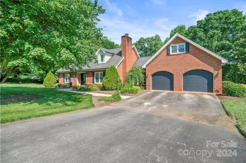 217 9th Ne St NE, Conover, NC 28613