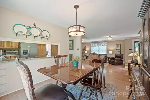 217 9th Ne St NE, Conover, NC 28613 photo 10