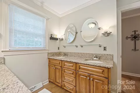 217 9th Ne St NE, Conover, NC 28613 photo 19