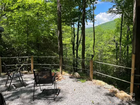 46 Bear Wallow Dr, Spruce Pine, NC 28777 photo 7