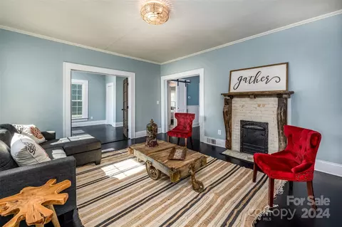 Living - 607 3rd St, Spencer, NC 28159 photo 1 of 3