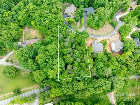 99999 Stone Crest Mountain Dr, Black Mountain, NC 28711