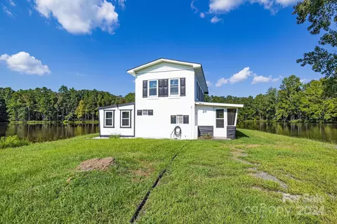 373 Lakewood B Rd #B, Oakboro, NC 28129