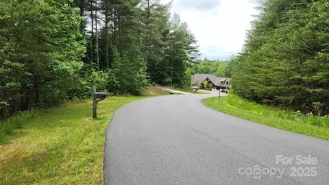 5339 Knollview Dr, Morganton, NC 28655 photo 9