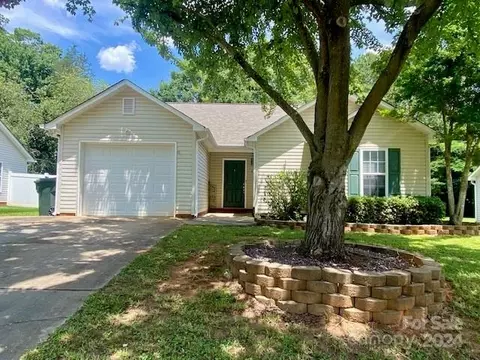 2217 Kestrel Dr, Rock Hill, SC 29732