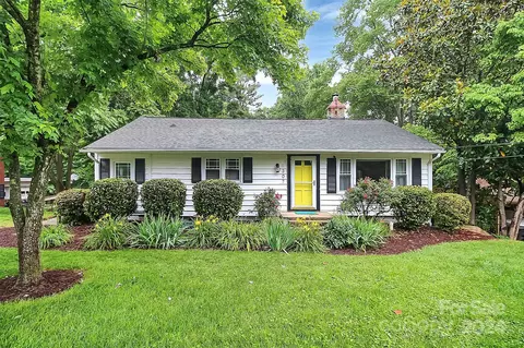 1307 Knox St, Statesville, NC 28677