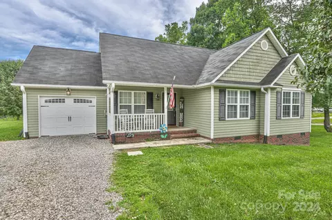 3030 Mabel Trl, Boonville, NC 27011