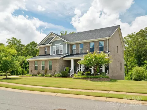 4112 Thames Cir, Fort Mill, SC 29715