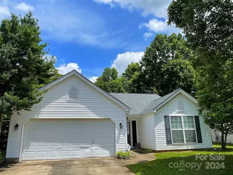 12605 Cedar Crossings Dr, Charlotte, NC 28273