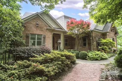 6007 Ridge Wood Ln, Stanley, NC 28164