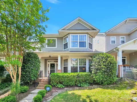 18708 Ronceverte Dr, Cornelius, NC 28031