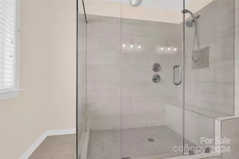 Bath - 18708 Ronceverte Dr, Cornelius, NC 28031 photo 6 of 7