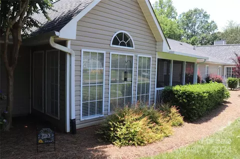 21163 Cold Spring Ln, Cornelius, NC 28031 photo 3