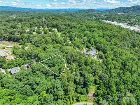 78 Richmond Hill Dr, Asheville, NC 28806