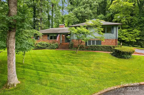 1547 Brentwood Cir, Newton, NC 28658