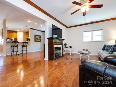 18807 Cloverstone Cir, Cornelius, NC 28031 photo 17