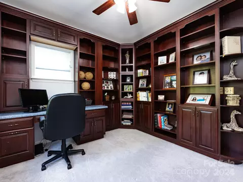 18807 Cloverstone Cir, Cornelius, NC 28031 photo 32