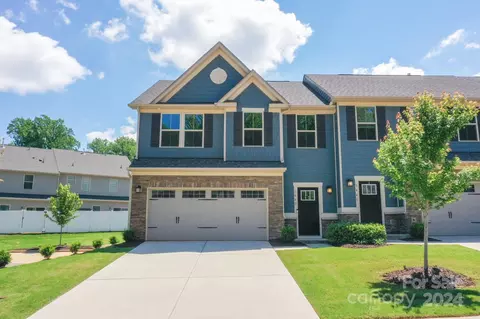 144 Lanyard D Dr #D, Mooresville, NC 28117