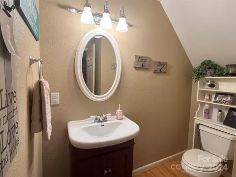 Bath - 2053 Edgerton Rd, Mill Spring, NC 28756 photo 4 of 4