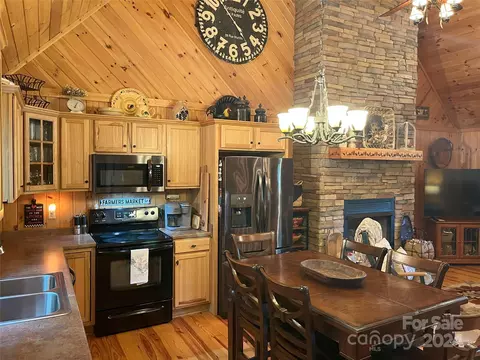 Kitchen - 2053 Edgerton Rd, Mill Spring, NC 28756 photo 6 of 6