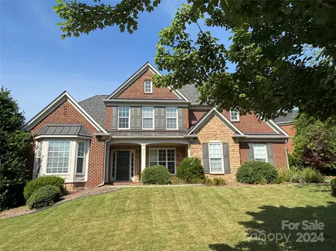 924 Grand Provincial Ave, Matthews, NC 28105