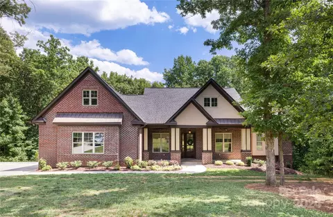 3808 Bounty Ct, Matthews, NC 28104