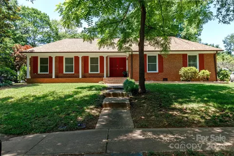 6120 Idlebrook Dr, Charlotte, NC 28212