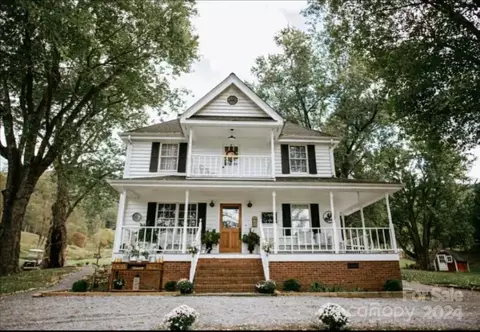 4625 Dutch Cove Rd, Canton, NC 28716