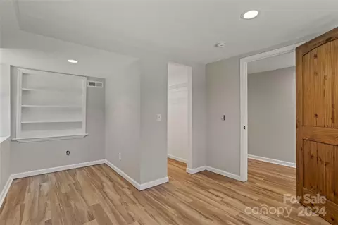 Bedroom - 81 Thermal Hill Ln, Tryon, NC 28782 photo 7 of 8