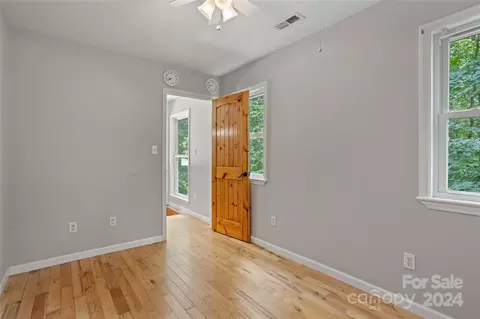 Bedroom - 81 Thermal Hill Ln, Tryon, NC 28782 photo 6 of 8
