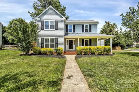 11735 Fernhurst Ln, Charlotte, NC 28277
