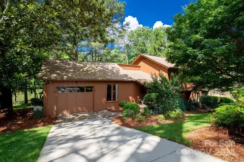 1007 Palmyra Dr, Fort Mill, SC 29708 photo 2
