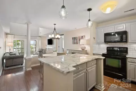 315 Northwest Dr, Davidson, NC 28036 photo 5