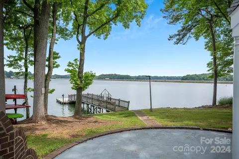 315 Northwest Dr, Davidson, NC 28036 photo 19