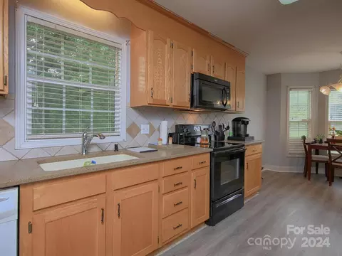 Kitchen - 444 Cress Loop Rd, Salisbury, NC 28147 photo 4 of 4