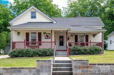212 Park St, China Grove, NC 28023