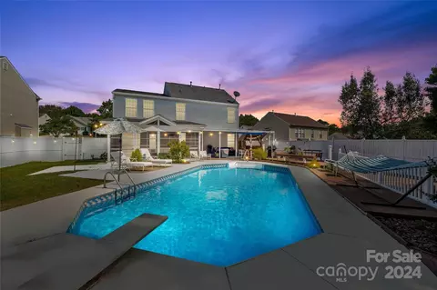 2014 Mallard Pine Ct, Charlotte, NC 28262